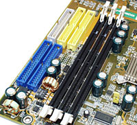 KK266 drive connectors and memory slots