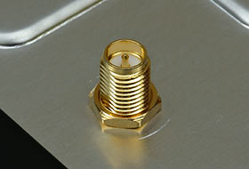 802.11b antenna connector